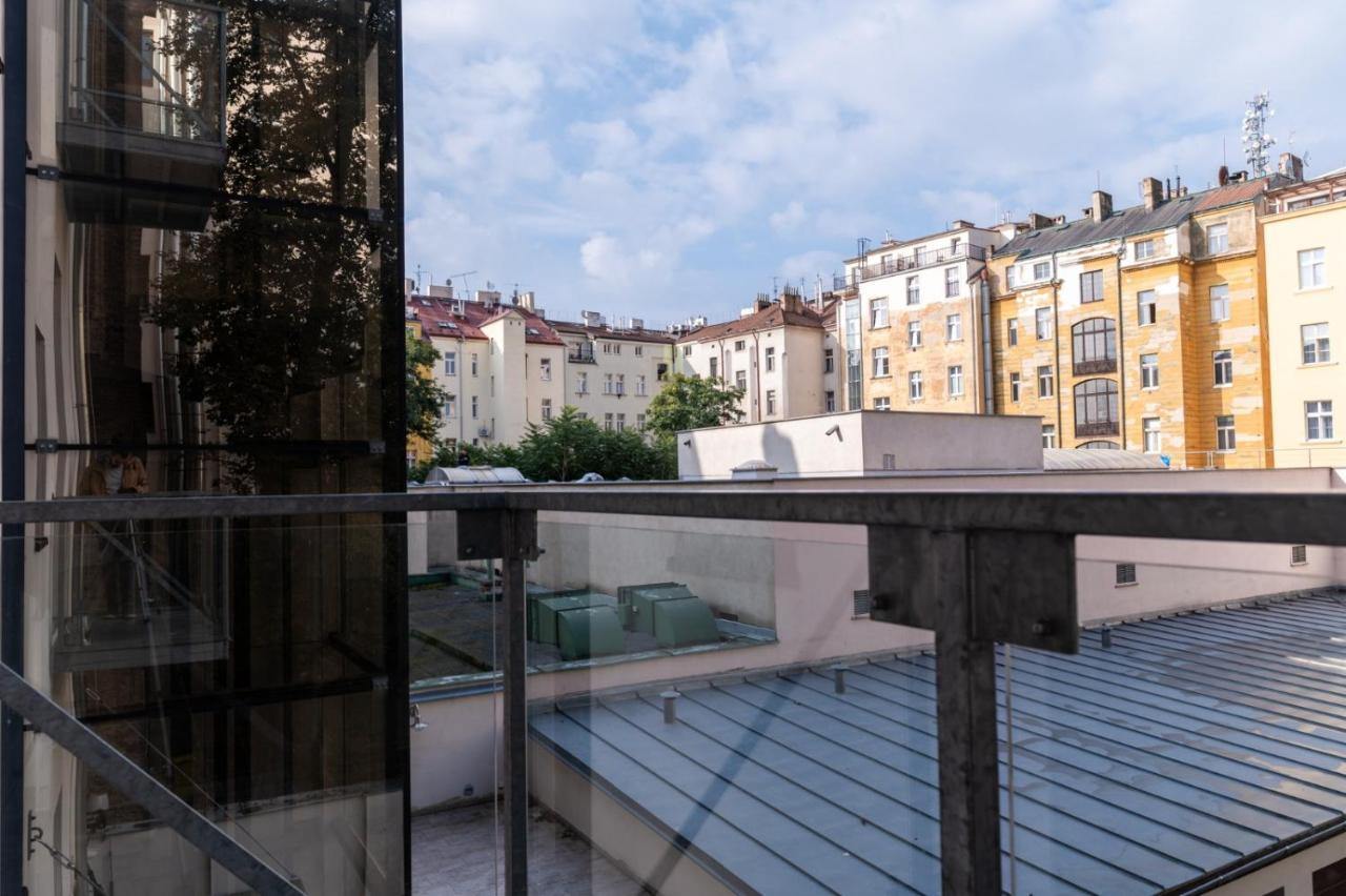 Designed Apartment Next To Vaclav Square With Terrace And Private Garage Prag Exterior foto