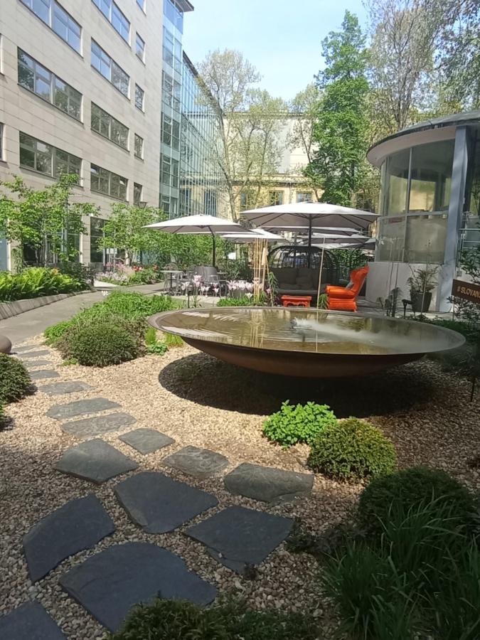 Designed Apartment Next To Vaclav Square With Terrace And Private Garage Prag Exterior foto